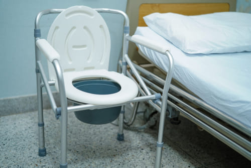 Using a Commode Chair<